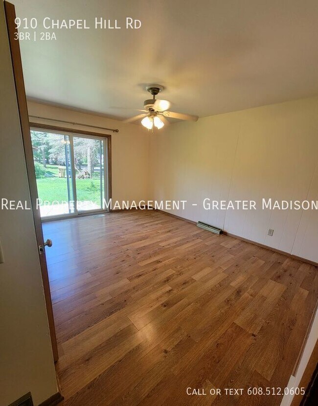 Building Photo - Private Corner Lot Duplex in Quiet Neighbo...