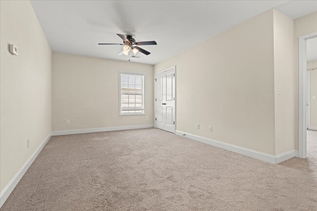 Building Photo - 1635 Lake Wateree Dr