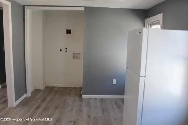 Building Photo - 335 Phelps St