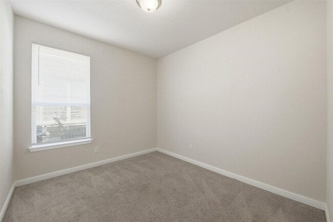 Building Photo - 4409 Chicory Ct