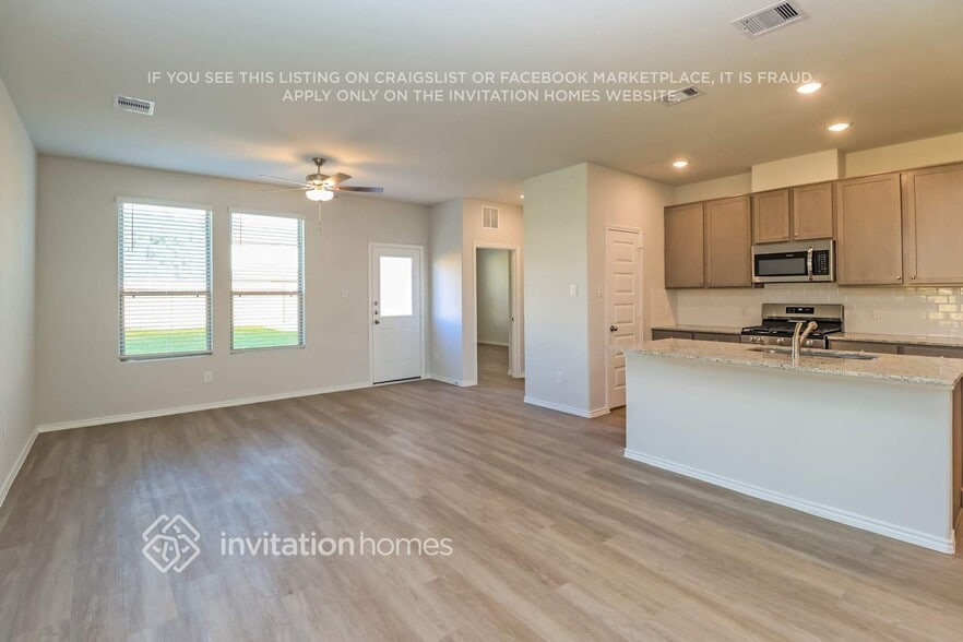 Building Photo - 24903 Nolana Ct