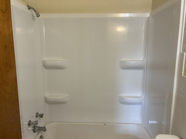 Building Photo - 2188 Pike Lake Dr