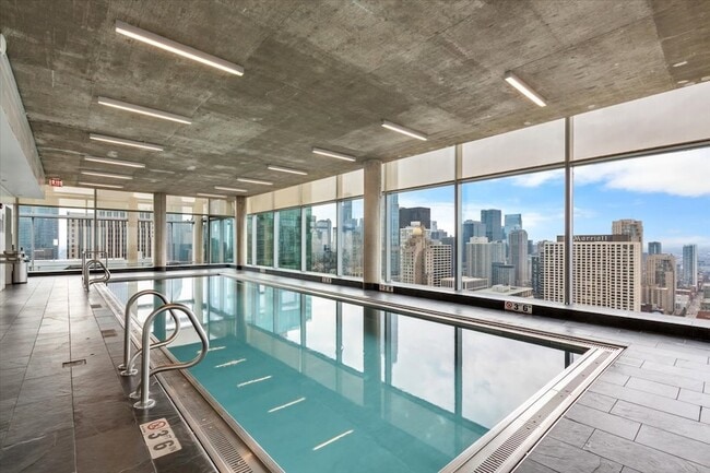 Building Photo - 600 N Fairbanks Ct