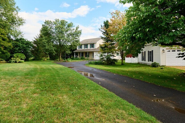 Building Photo - 3017 Fairchild Ln
