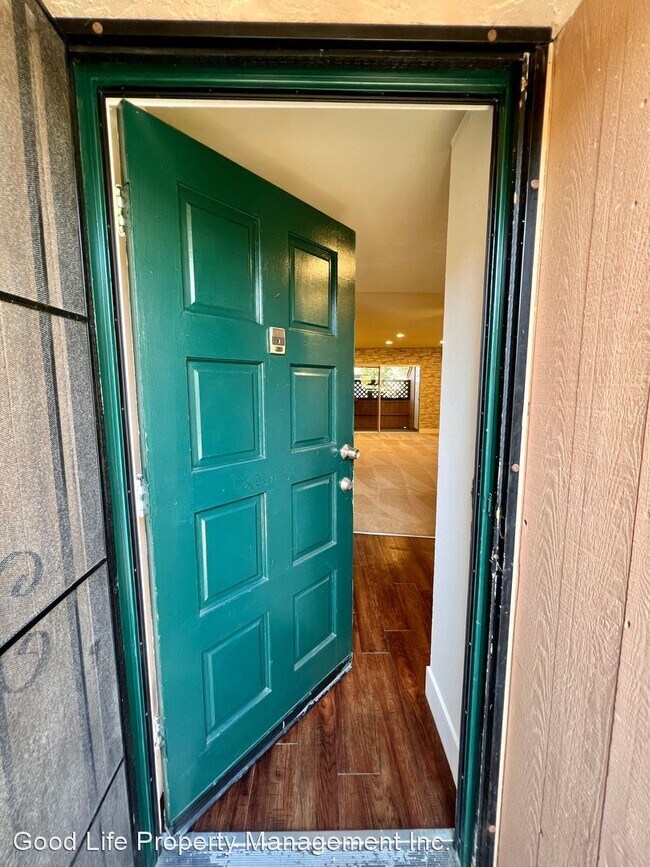 8765 Lake Murray Blvd 8765 Lake Murray Blvd San Diego CA 92119