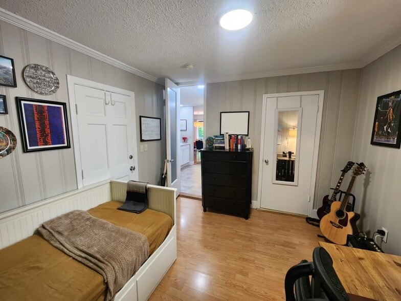 Building Photo - 505 Pine Bluff Trl