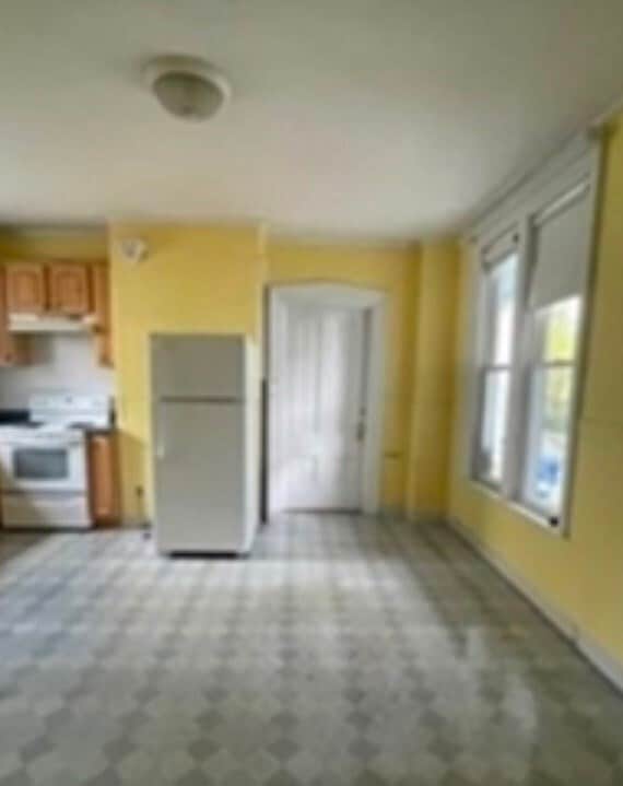 Building Photo - 84 Walker St