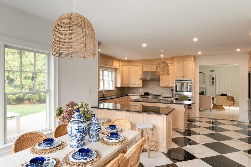 Building Photo - 15 Parrish Pond Ln