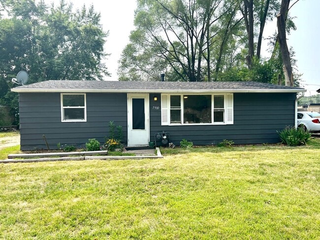Primary Photo - 7900 Cadet Rd