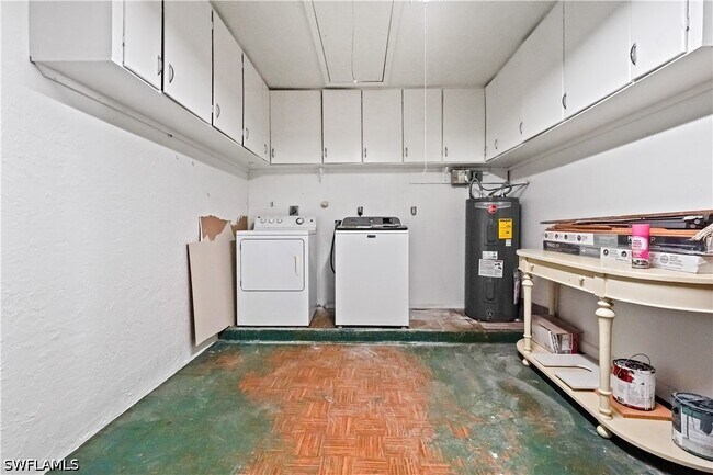Building Photo - 5078 Amber Ln