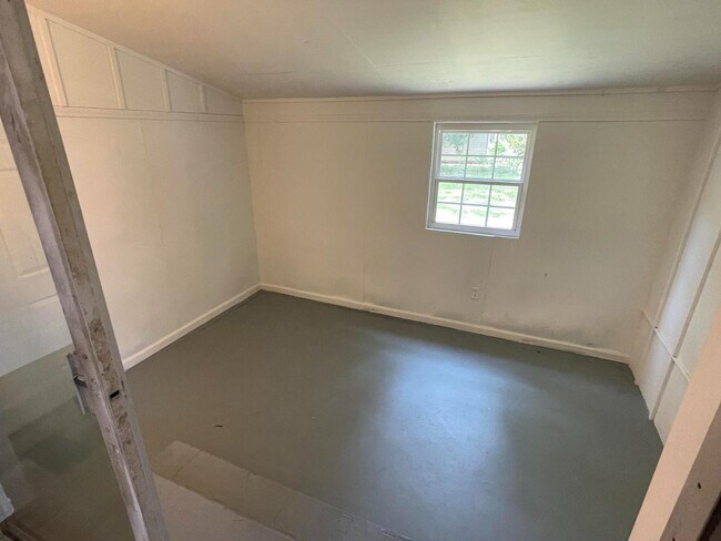 Building Photo - 403 Sheffield Dr