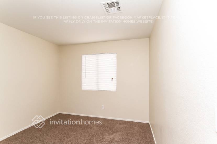 Building Photo - 923 Shadowfax Rd