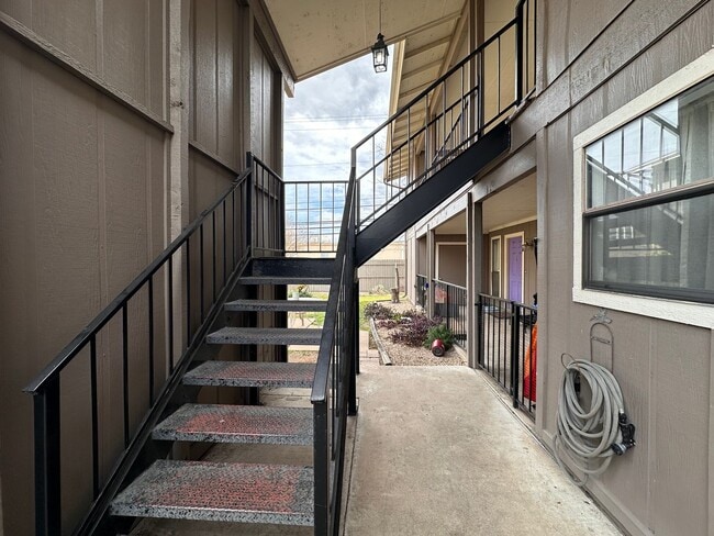 Building Photo - A Modern 2 Bedroom 2 Full Baths Condo Home for rent near Domain, 2nd Floor with Porch, Two Assign...