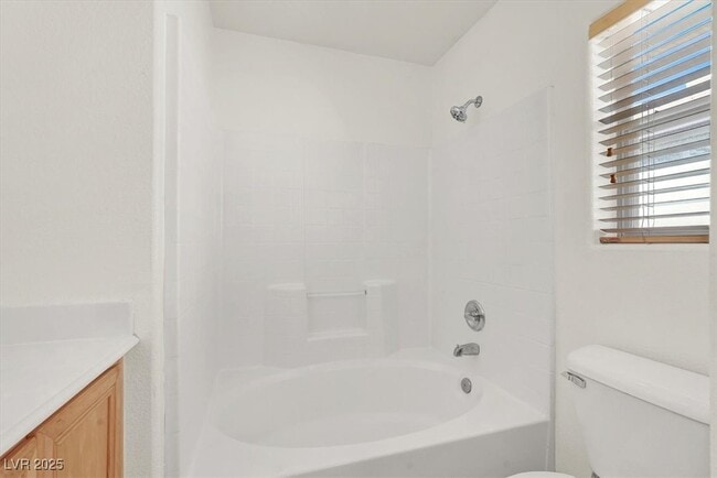 Building Photo - 248 Vertigo Tulip Ct