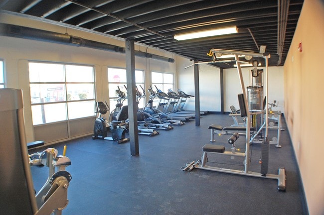 Building Photo - Tidewater Square