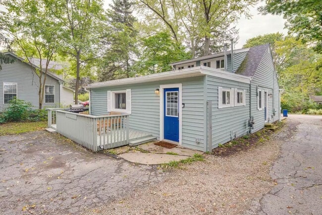 Building Photo - 1518 Riverside Ave