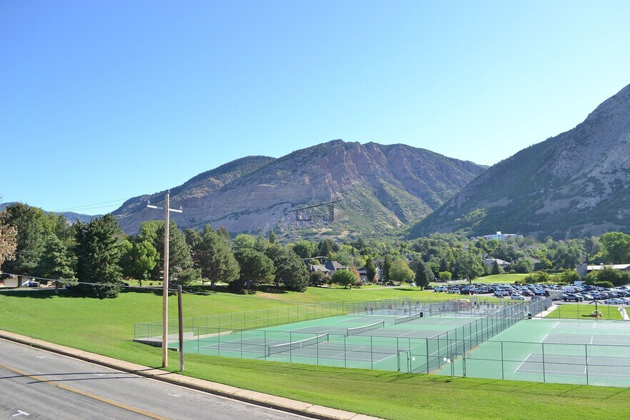 Building Photo - 2983 Taylor Ave