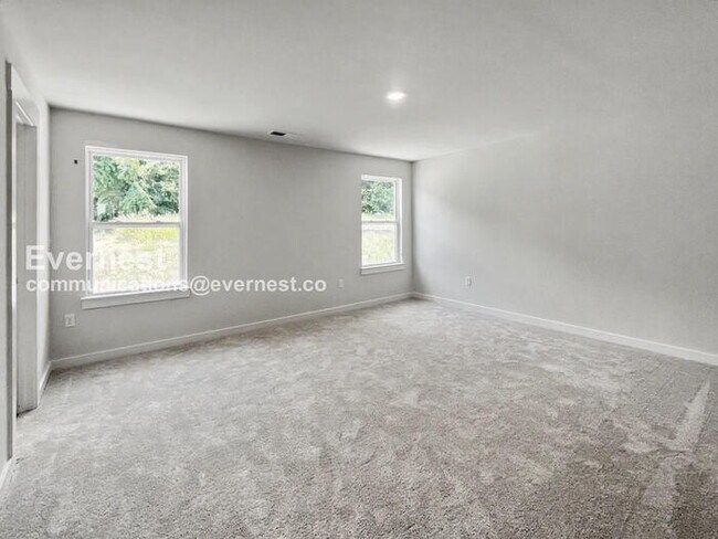 Building Photo - 2284 Robert Gwynne Dr