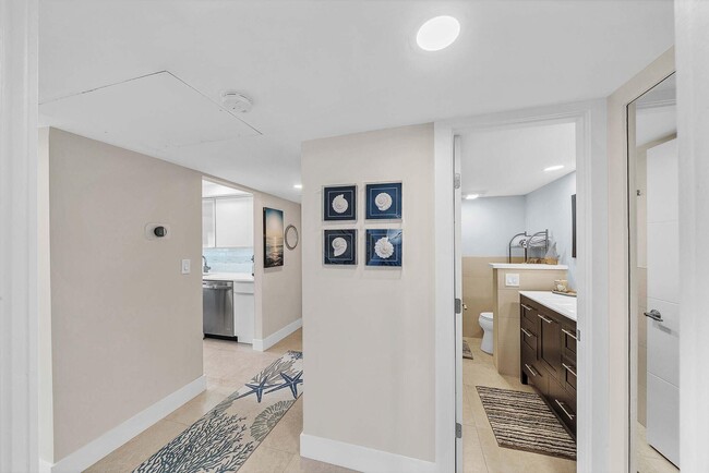 Building Photo - 1111 S Ocean Blvd