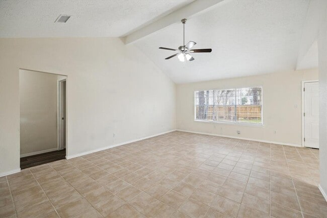 Building Photo - 5815 Bridgegate Dr
