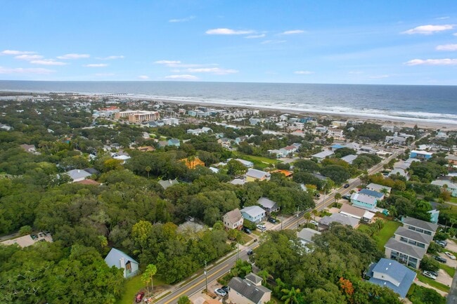 Building Photo - 308 A St