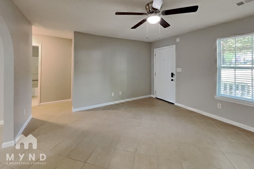 Building Photo - 3668 Jervis Ct