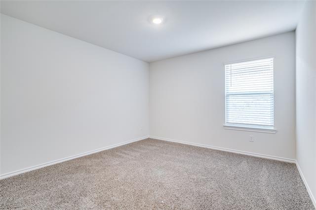 Building Photo - 3032 Zinnia St