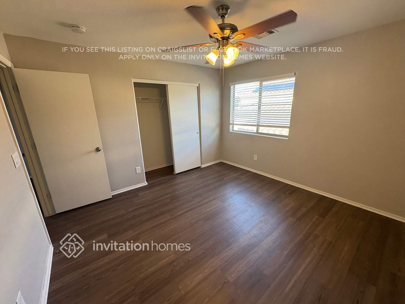 Building Photo - 12813 W Mauna Loa Ln