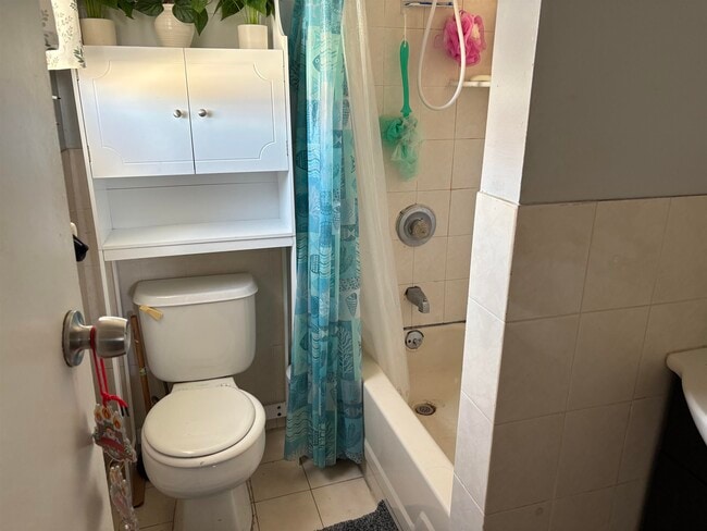 Building Photo - 33 Emerson Ave