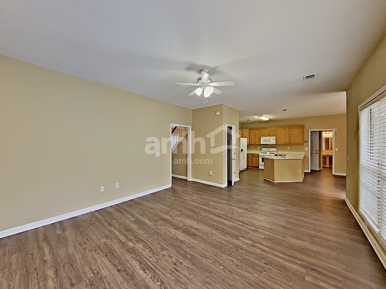 Building Photo - 2813 Savannah Walk Cv