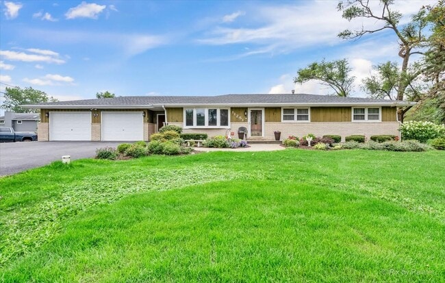 Building Photo - 11251 158th St