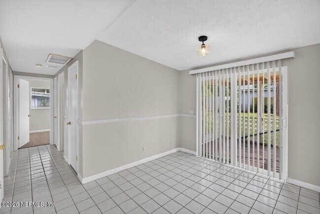 Building Photo - 87 Saratoga Cir S