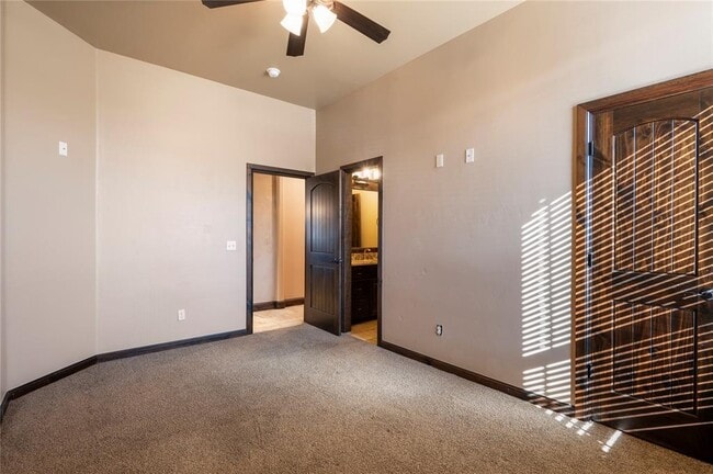 Building Photo - 11809 Dunbar Ct