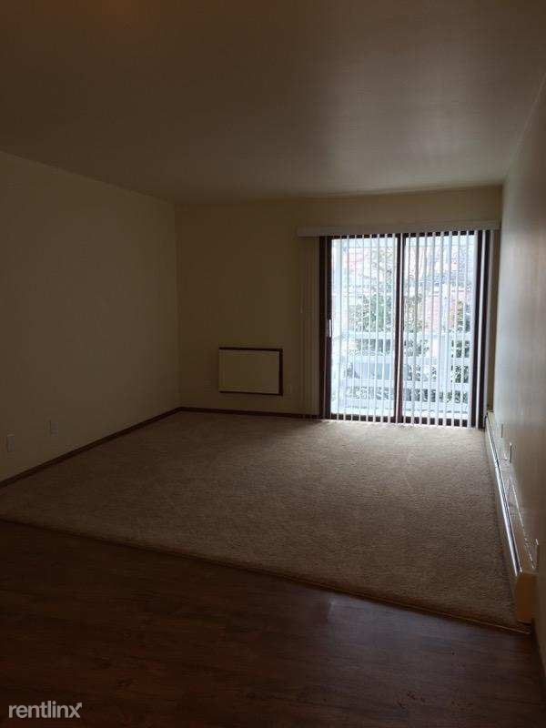 Building Photo - 1231 S 8th St