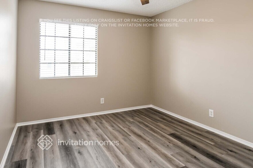 Building Photo - 390 Norlina Ct