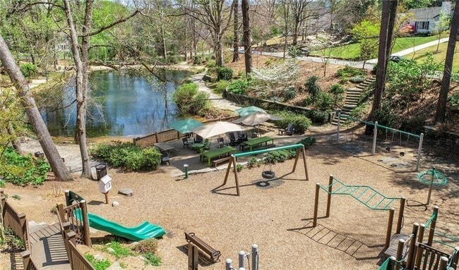 Building Photo - 395 Lofton Rd NW