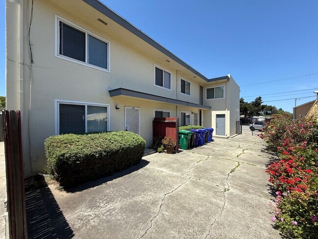 Building Photo - 5124 McBryde Ave