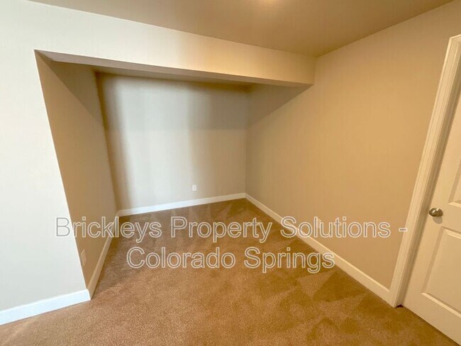 Building Photo - 6706 Golden Briar Ln