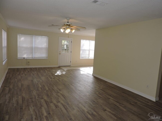 Building Photo - 3296 Two Sisters Wy