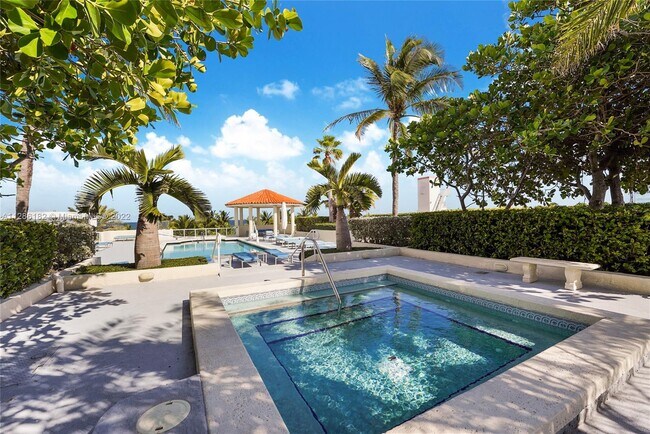 Building Photo - 7330 Ocean Terrace