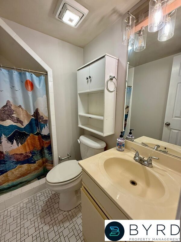 Building Photo - 117 N 25th St