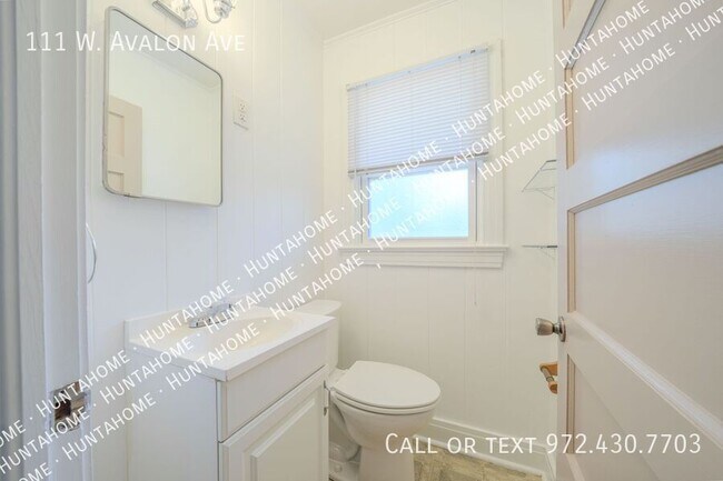 Building Photo - 111 W Avalon Ave