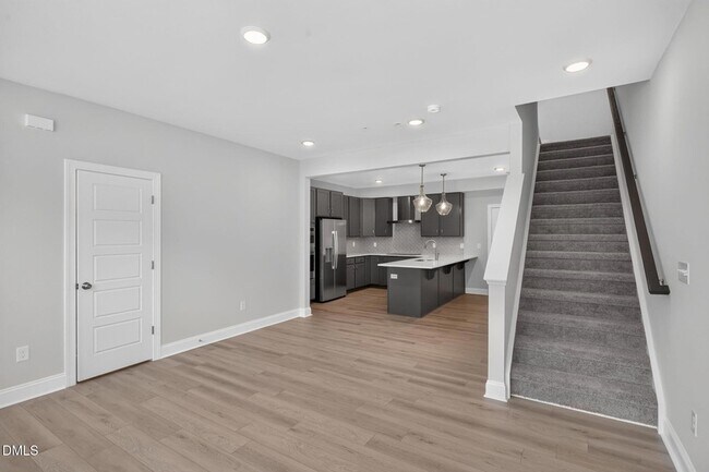 Building Photo - 10567 Pleasant Br Dr