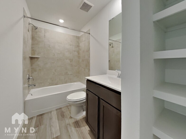 Building Photo - 23792 Patchouli Ter Dr