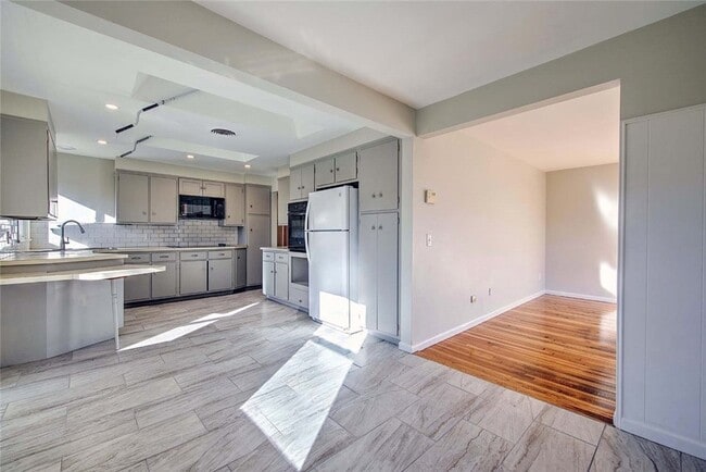 Building Photo - 78 Devonshire St