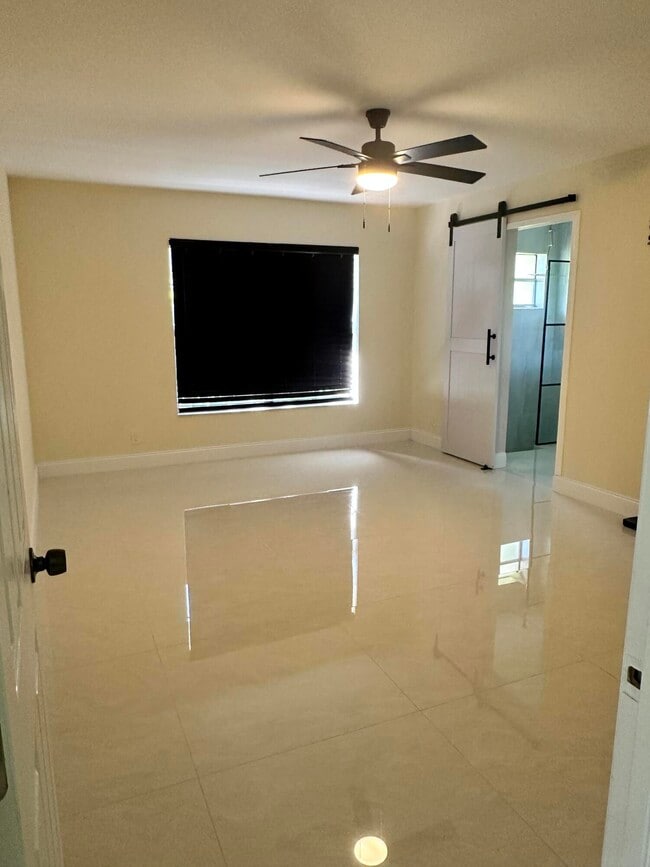 Building Photo - 5325 Havasu Ct