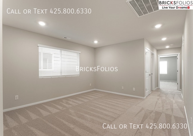 Building Photo - Your Next Chapter Begins Here – Comfort in Puyallup