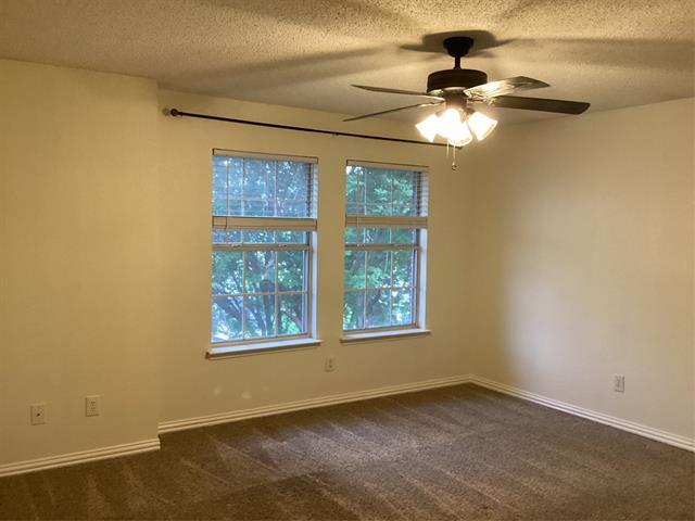 Building Photo - 7774 Park Downs Dr