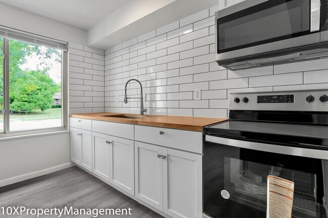 Building Photo - 5401 Adderley Ave
