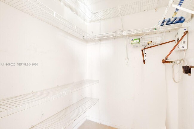 Building Photo - 650 SW 124th Terrace